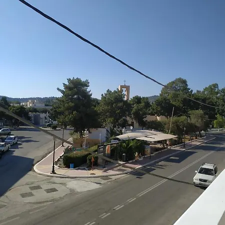 λακκί, κέντρο Lakkíon