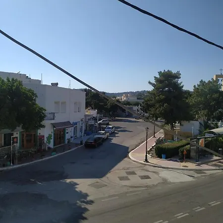 λακκί, κέντρο
